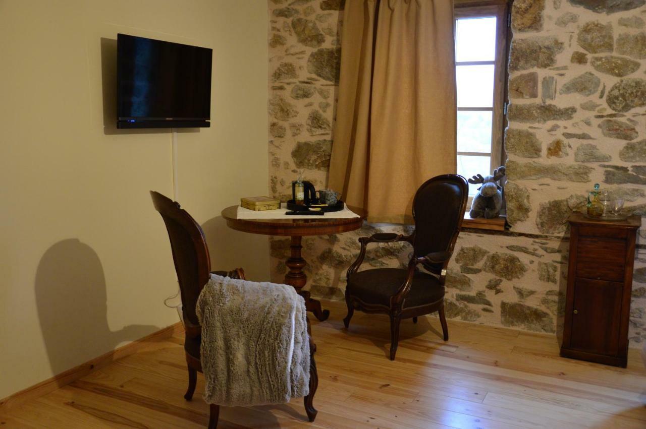 Boussenac Chambres Et Table D'Hotes Du Pere المظهر الخارجي الصورة