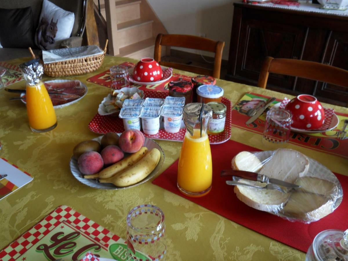 Boussenac Chambres Et Table D'Hotes Du Pere المظهر الخارجي الصورة